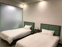 Family Hotel - 2 Sao
