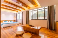 Baoxing Man'erdun Homestay