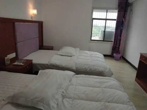 Xiuluo Xiongwei Hotel