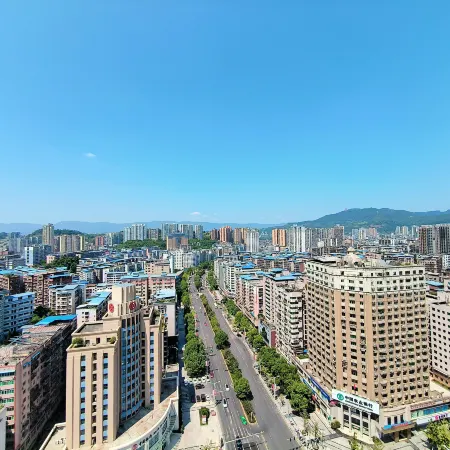 Huaxia Conifer Hotel