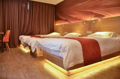 Pod Choice Hotel (Shanghai Gucun Park Huashan Hospital) Hotels near Guangfu Temple