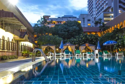 S Lodge Pattaya