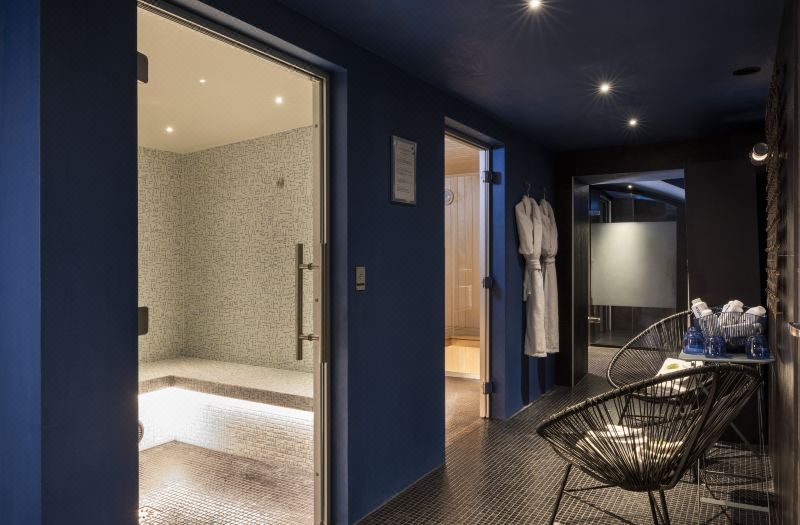 Hotel Mademoiselle photo 2