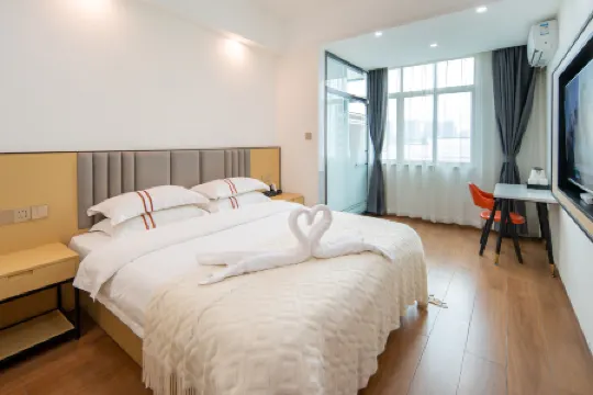 Haikou Manrui Hotel (Provincial People's Hospital Nanhai City)