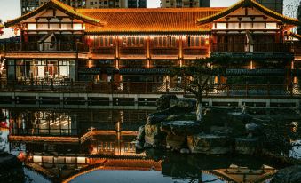 Xichang Qianxun Tangji SCHOLARS Hotel