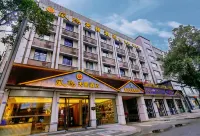 Fengyin Tianjiao Hotel (Chengdu Chunxi Road Liangjiaxiang Subway Station Store)