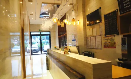 City Huafu Hotel (Changsha Ecological Zoo Muyun Branch) Отели рядом с достопримечательностью «Hunan Vocational College of Science and Technology (Muyun Campus)»