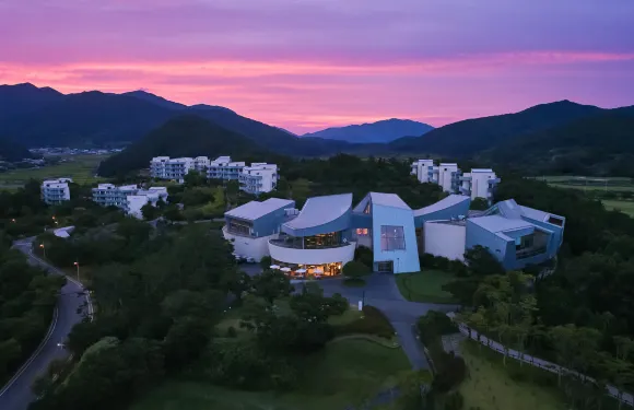 在南海郡的阿南提