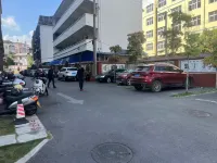 Sencai Hotel (Mengla Star Night Market) - Parking