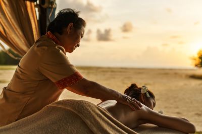 スパ・大浴場 シャングリ・ラ ラサリアリゾート＆スパ コタキナバルの写真