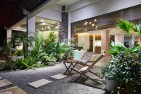 Floral Hotel·Manxili Life · Light Luxury Vacation Art Villa (Xishuangbanna Jinghong Dafosi) Hotels in Mengle Buddha Temple Scenic Area