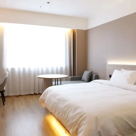 Yufeng Jiashu Hotel
