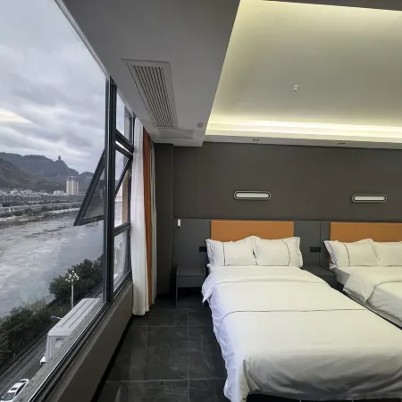 Yanhe Shousu E-Sports Hotel