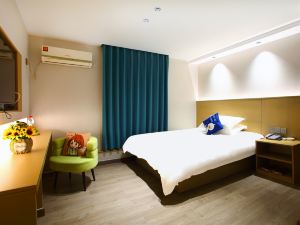 Zhoushan Yiqiao Business Hotel