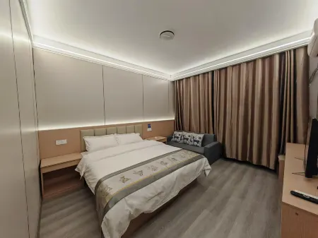 Tianhan Donghe Hotel Отели рядом с достопримечательностью «Tomb of Zhang Qian»