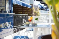 Hotel Midmost by Majestic Hotel Group - bar