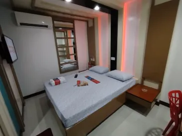 Hotel Sogo Timog Avenue