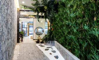 Floral Hotel·Guixin Courtyard Guest Hotel(Nanjing South Railway Station North Square Branch)