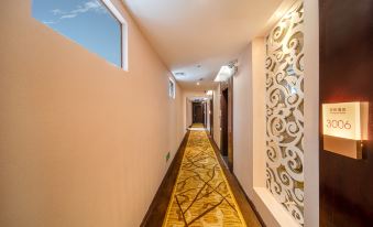 Tianyue Hotel (Chongqing Wanzhou No.2 Middle School)