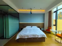 Liulian Hotel (Tiantai Mountain Scenic Area high-speed railway station Branch) - 2 stjerner