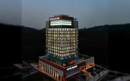 Hotel Square Ansan Отели в г. Ансан