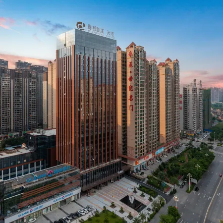 Deli Hotel (Deli Plaza, Yudong Avenue, Yulin) Отели в г. Юйлинь
