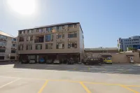 Dolphin Bay Hotel