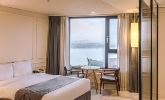 JK Blossom Hotel
