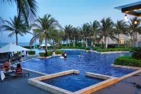 Seascape Villas In Long Beach Cam Ranh - Villas