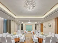 亦居·高空雲端城景City·View飯店（江夏地鐵站設計之都店） 江夏附近的飯店