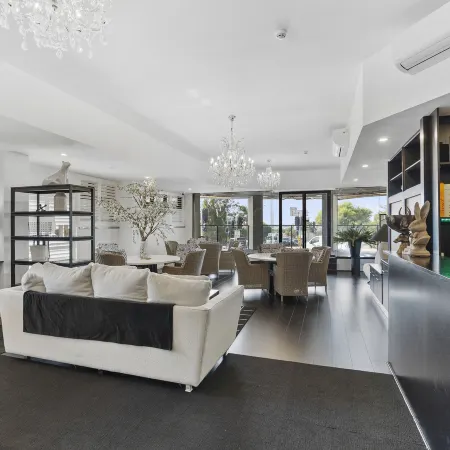 Airport Hotel Sydney