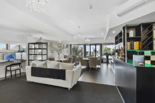 Airport Hotel Sydney