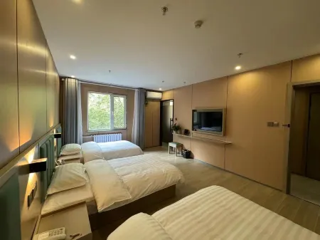 Shuocheng Hotel (Beijing Tsinghua Changgeng Hospital Tiantongyuan Subway Station Branch) Отели рядом с достопримечательностью «Zhenggezhuang Wenyuhe Park»