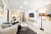 Spacious 4BR Family | Chatuchak Market | 12 sleeps - 방갈로