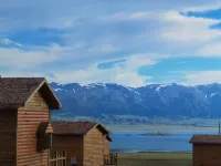 Yilai Elaine · Hechuan Yunjin Wild Luxury Camp Hotels near Sayram Lake