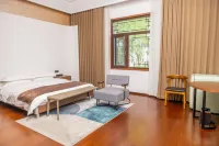 Huixiang Elegant Architecture Hotel a Nanling
