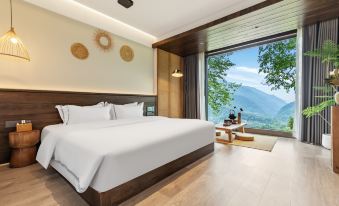 Qingcheng Mountain Wuchen One-night Forest Hot Spring Hotel