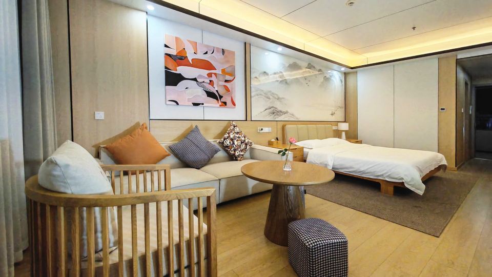 Huai Security Yi Hotel