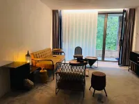 Baiyisu Shisu (Xinxiang Nantaihang Baligou Branch) Hotels in Huixian