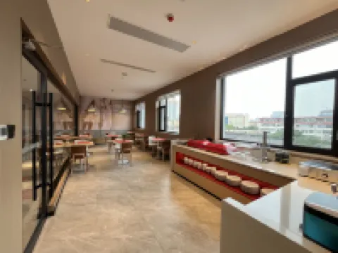 Shankee Hotel (Xiaoyi Xin'an Street Wanda Plaza) Hotels in Xiaoyi