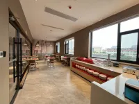Shankee Hotel (Xiaoyi Xin'an Street Wanda Plaza) Hotels in Xiaoyi