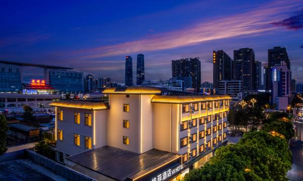Gefei VX Hotel (North Square of Kunming Railway Station)