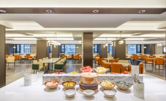 Atour Hotel Shenyang Tiexi Public Square Qigong Street Subway Station