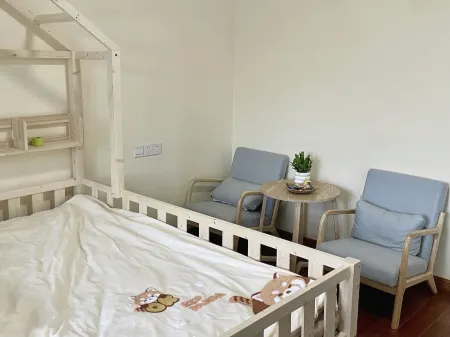 Yichen Homestay Отели рядом с достопримечательностью «Zhujingzhen»