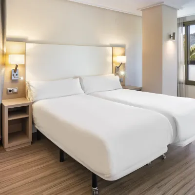 B&B HOTEL Cartagena Cartagonova Hotels near Old Cathedral of Cartagena