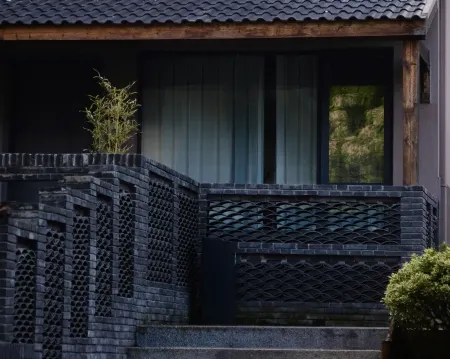 Floral Hotel·Shanwai Tea House Hotel Отели рядом с достопримечательностью «Yi Garden»