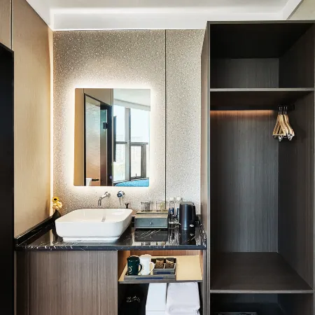 Duo Gao find the Border Hotel (Cixi City West Yintai City Hotel)