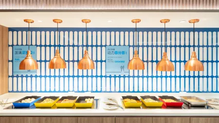 Holiday Inn Express Wuhan Jinyin Lake, an IHG Hotel Отели рядом с достопримечательностью «Hubei University of Police (North Campus)»