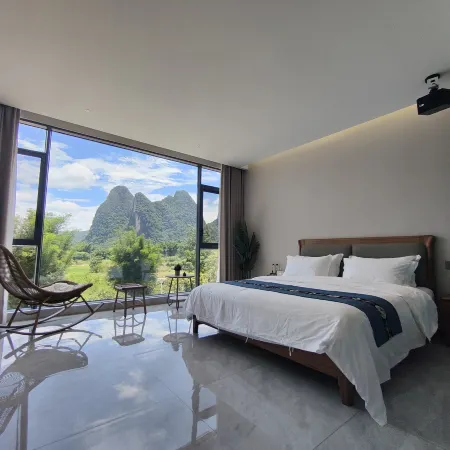 Banshan Yinshu (Yangshuo Yulong River Shili Gallery Scenic Area)