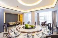 GEM Hotel (Anqing Taihu  Wenboyuan Visitor Center)